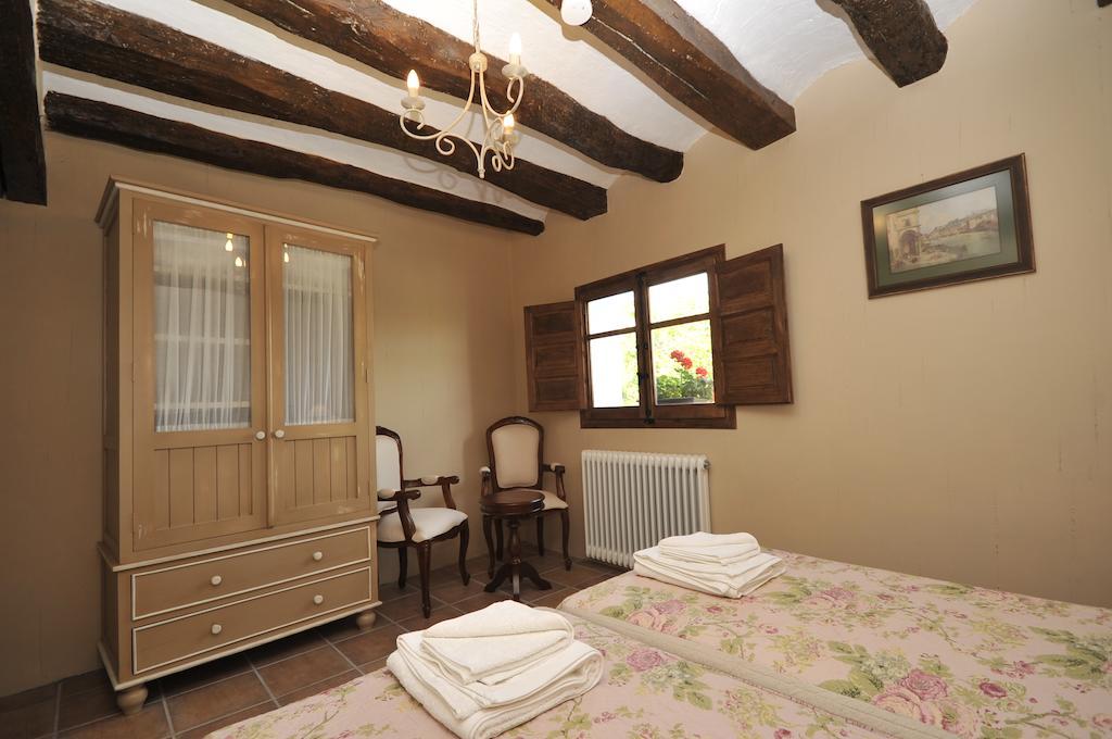 Els Canterers Miravet Room photo